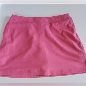 Women's Greg Norman Golf Skirt: B008